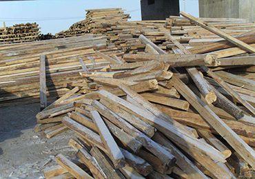 废木制品  指森林或园林采伐废介物,木材加工废弃物及育林剪枝废弃物